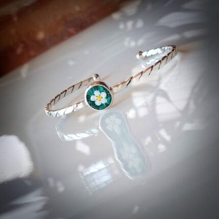 Narcissus flower small